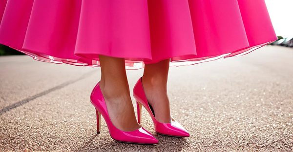 Quelle chaussure idéale pour accompagner votre robe rose ?